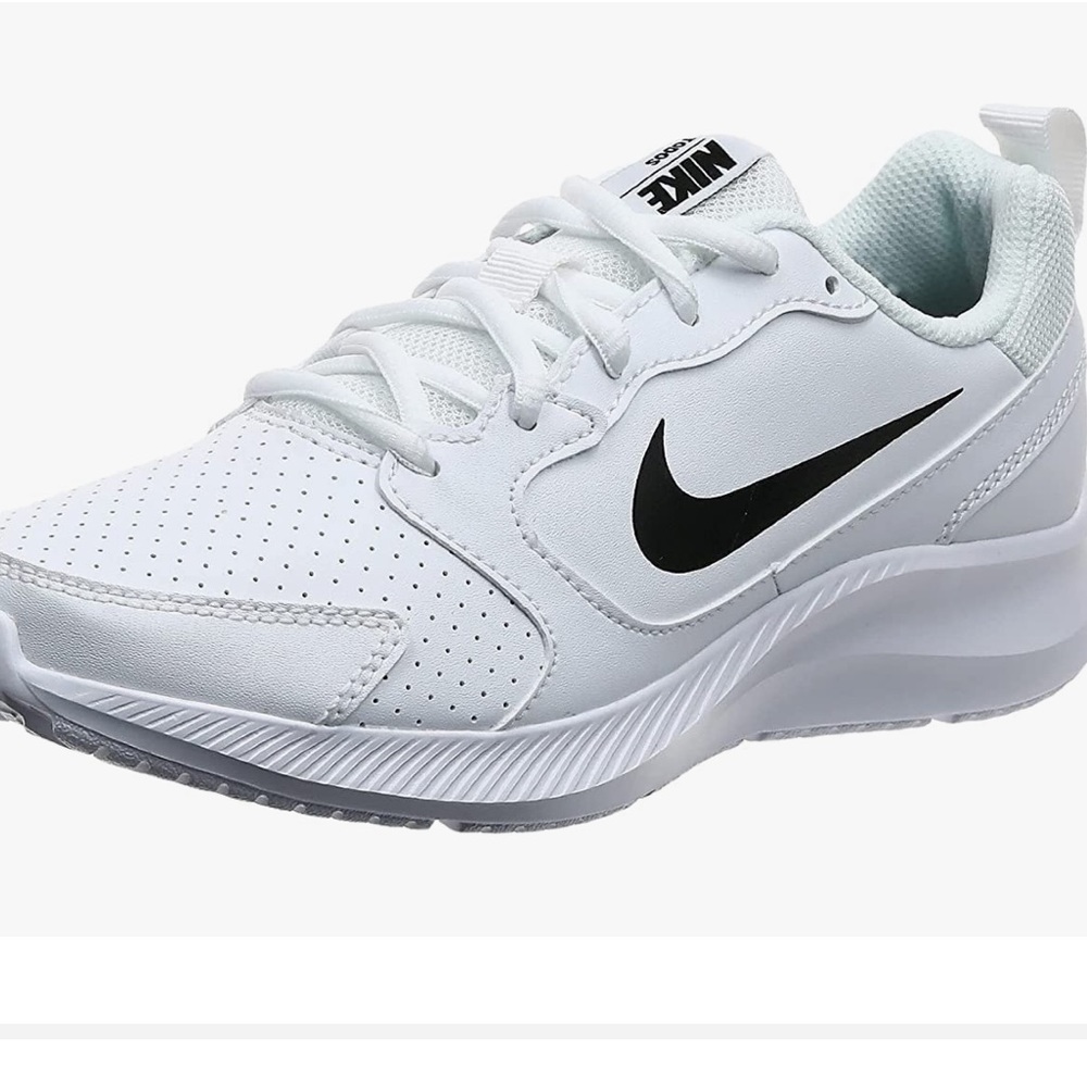 Nike Todos White/Black Sneakers, Women's Size 9